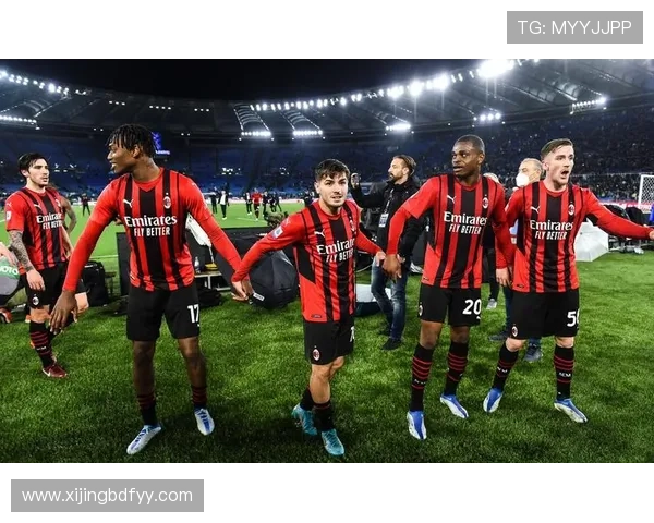 意媒：米兰考虑卢宁或引本托补强